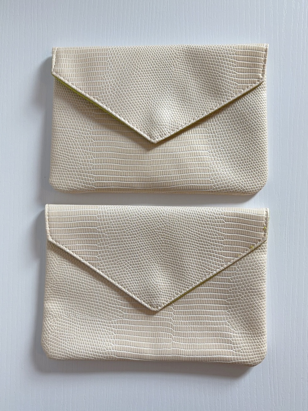 Ipsy Envelope Bag Cream Textured Faux Reptile Cosmetic Bag - Set of 2